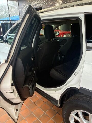 2015 Jeep Cherokee Latitude 4WD Dallas NC