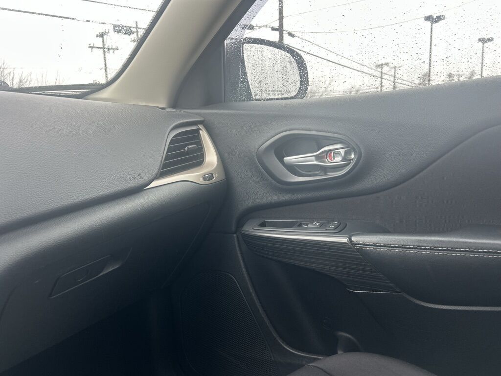 2015 Jeep Cherokee Latitude Crestwood KY