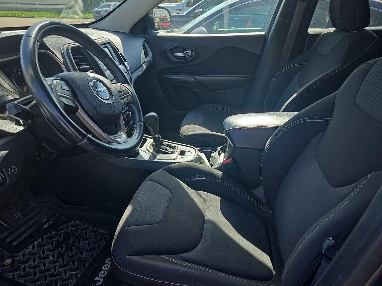 2015 Jeep Cherokee Latitude West Burlington IA