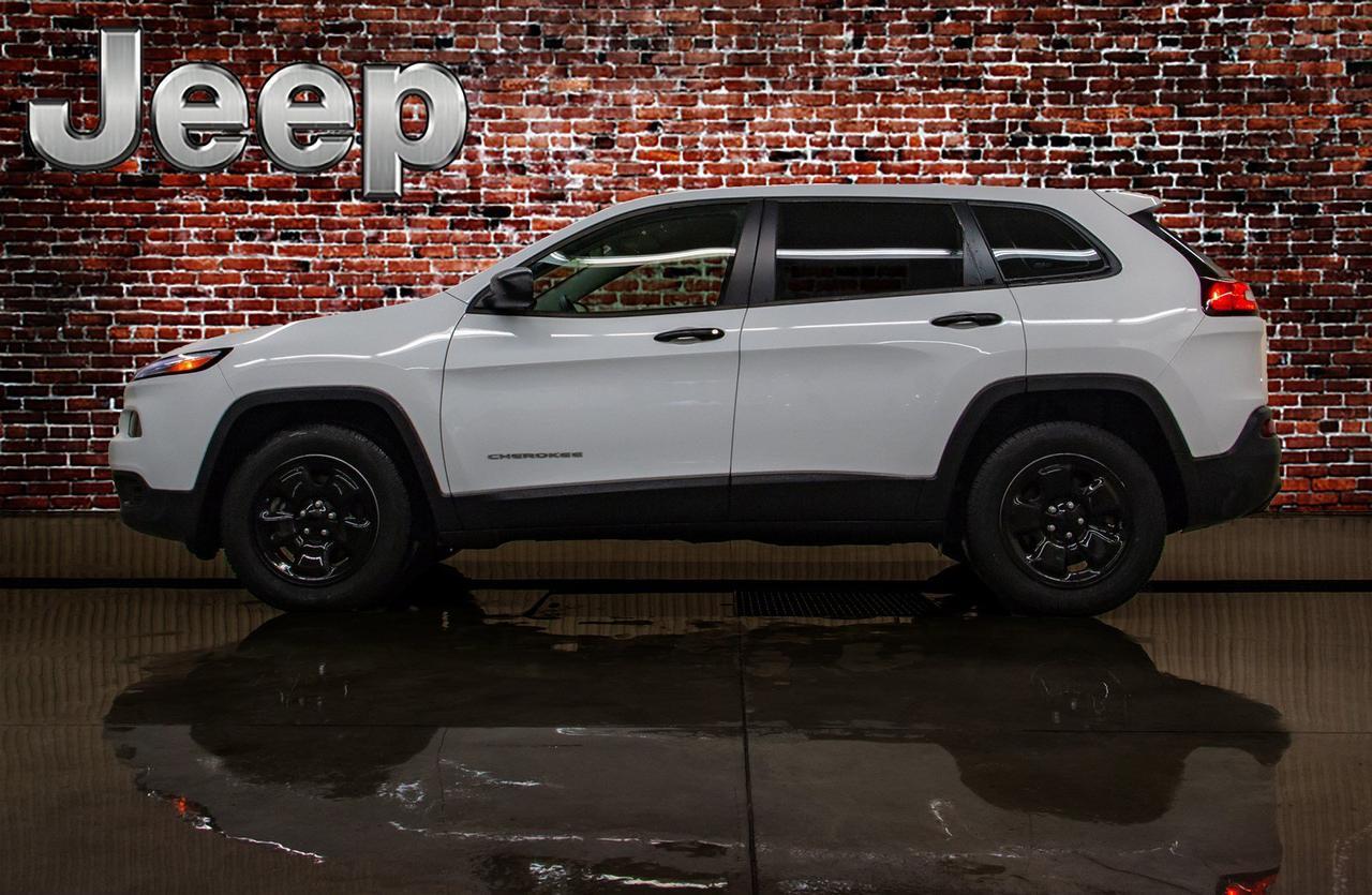 2015 Jeep Cherokee Sport