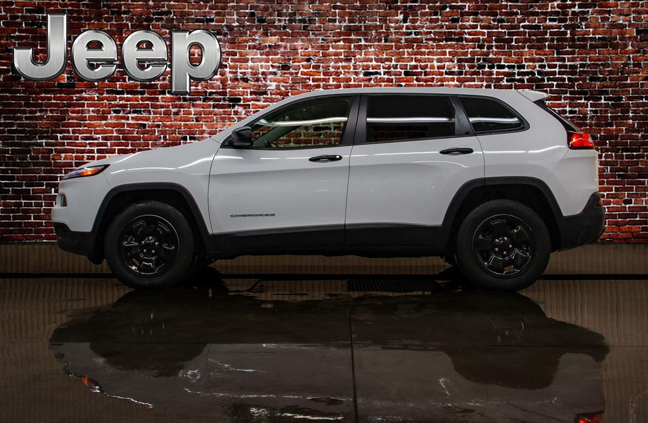2015 Jeep Cherokee Sport