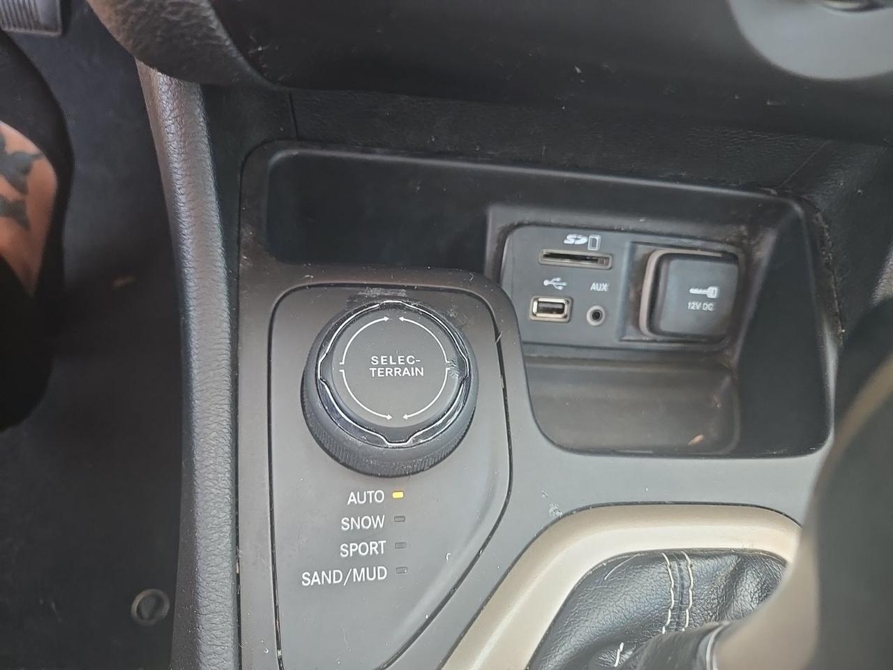 2015 Jeep Cherokee Sport West Burlington IA