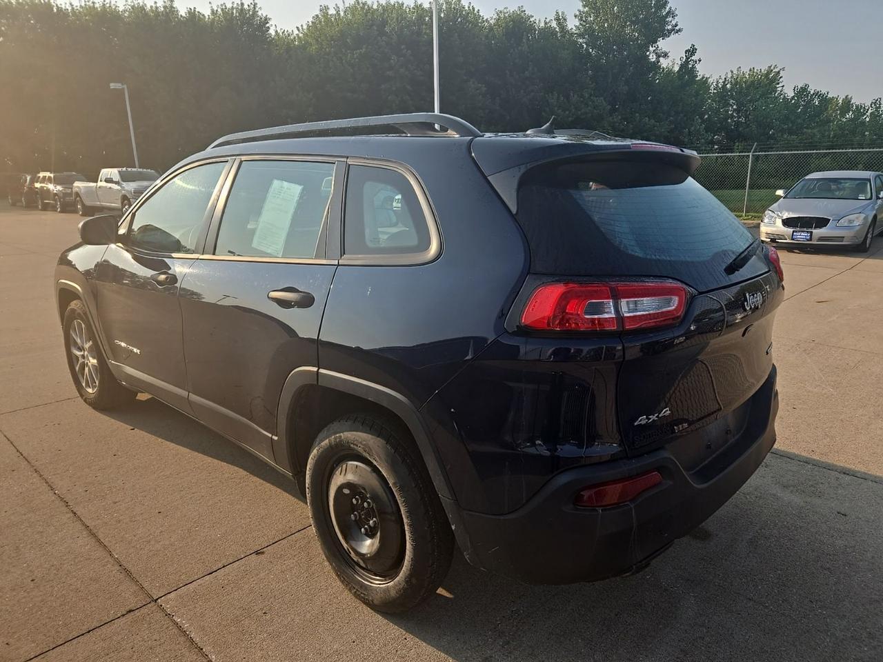2015 Jeep Cherokee Sport West Burlington IA
