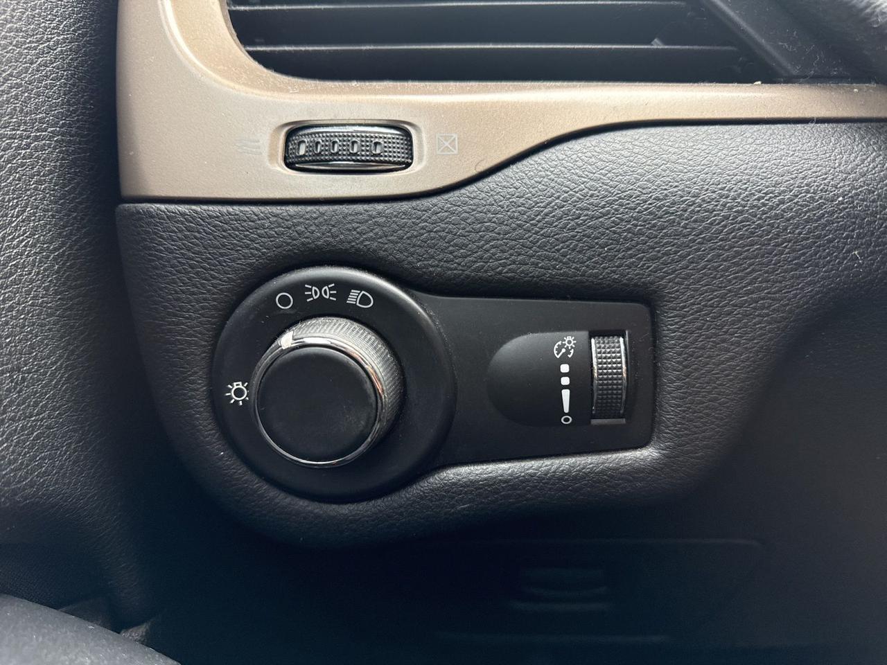 2015 Jeep Cherokee Sport Chantilly VA