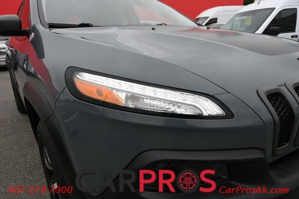 2015 Jeep Cherokee Trailhawk - 4X4 - Comfort & Convenience Group - 3.2L V6 - AutoStart - Heated & Cooled Leather Seats - Heated Steering Wheel - Bluetooth - Navigation - Back Up Camera - Cruise Control - Power Liftgate - Tow Pkg Anchorage AK