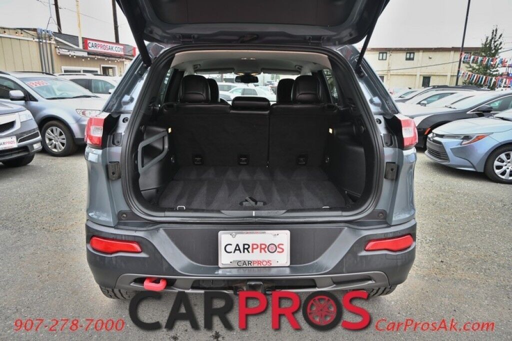 2015 Jeep Cherokee Trailhawk - 4X4 - Comfort & Convenience Group - 3.2L V6 - AutoStart - Heated & Cooled Leather Seats - Heated Steering Wheel - Bluetooth - Navigation - Back Up Camera - Cruise Control - Power Liftgate - Tow Pkg Anchorage AK