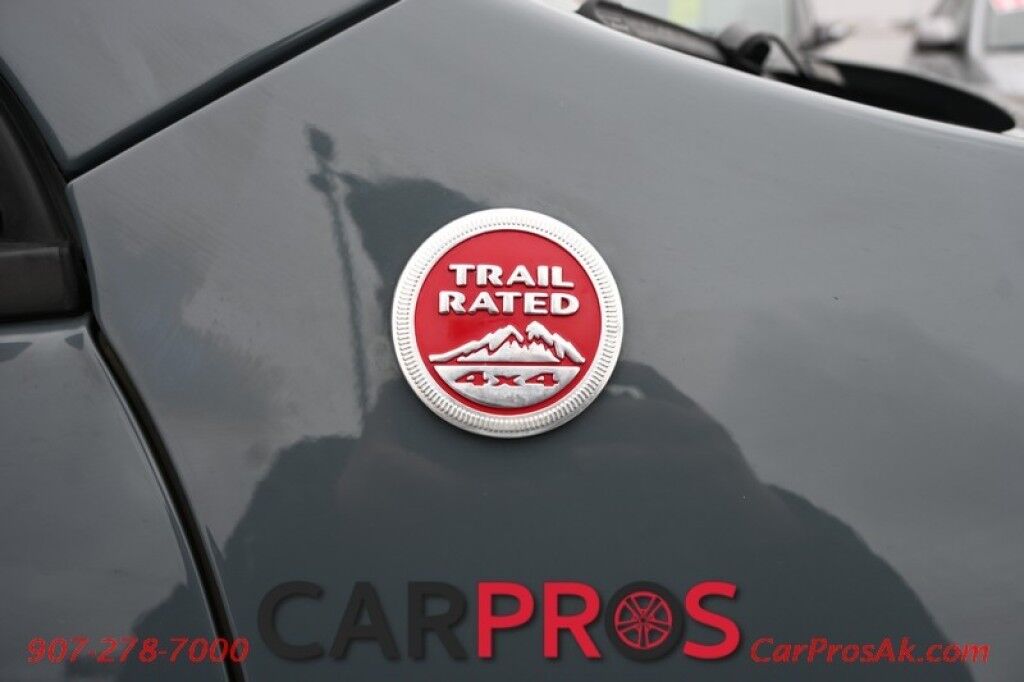 2015 Jeep Cherokee Trailhawk - 4X4 - Comfort & Convenience Group - 3.2L V6 - AutoStart - Heated & Cooled Leather Seats - Heated Steering Wheel - Bluetooth - Navigation - Back Up Camera - Cruise Control - Power Liftgate - Tow Pkg Anchorage AK
