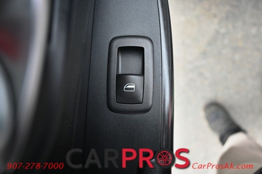 2015 Jeep Cherokee Trailhawk - 4X4 - Comfort & Convenience Group - 3.2L V6 - AutoStart - Heated & Cooled Leather Seats - Heated Steering Wheel - Bluetooth - Navigation - Back Up Camera - Cruise Control - Power Liftgate - Tow Pkg Anchorage AK