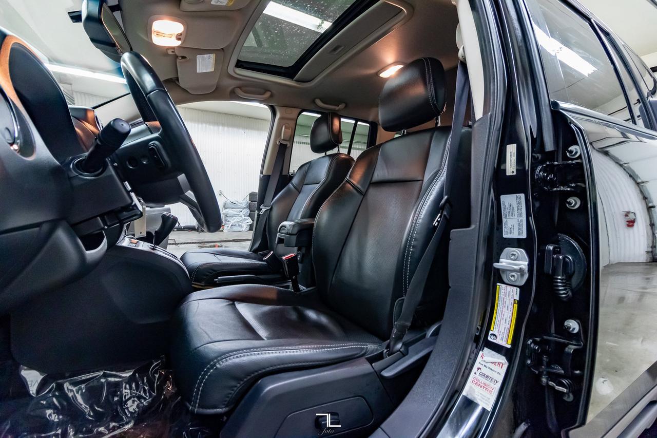 2015 Jeep Compass 4x4 High Altitude Leather Roof Red Deer AB