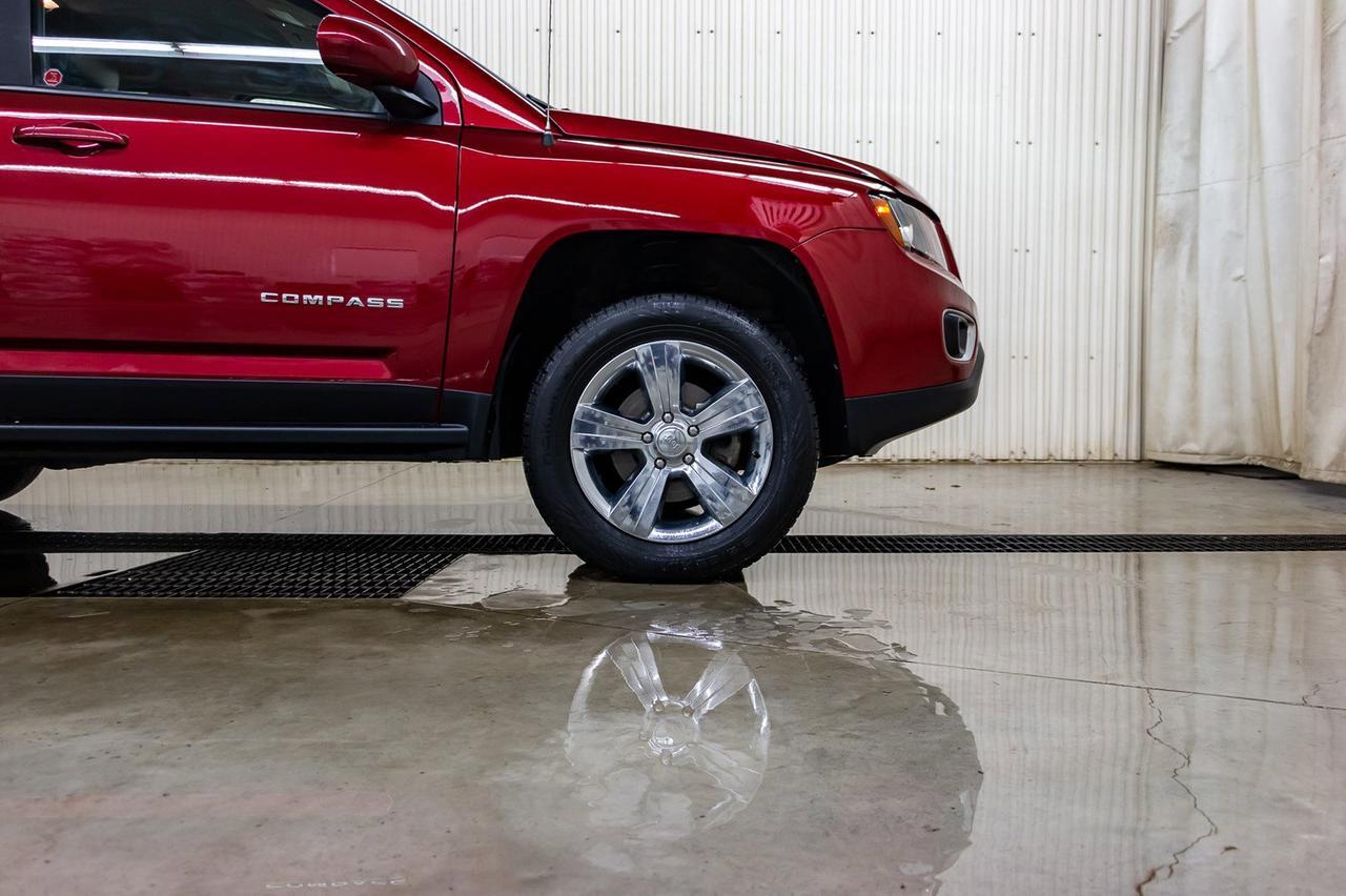 2015 Jeep Compass 4x4 Limited Leather Nav BCam Red Deer AB