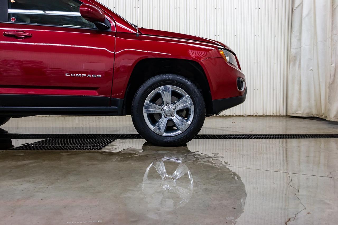 2015 Jeep Compass 4x4 Limited Leather Nav BCam Red Deer AB