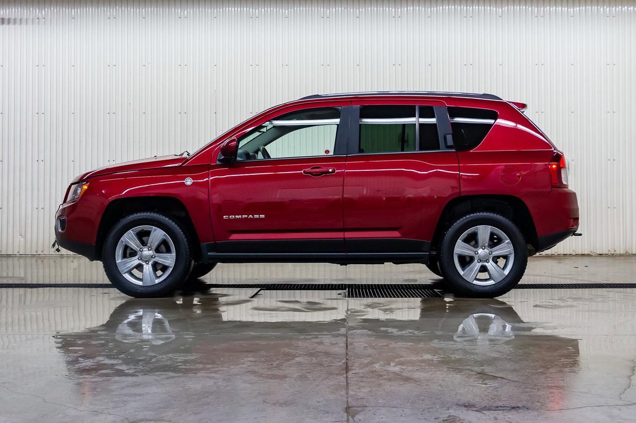 2015 Jeep Compass 4x4 Limited Leather Nav BCam Red Deer AB