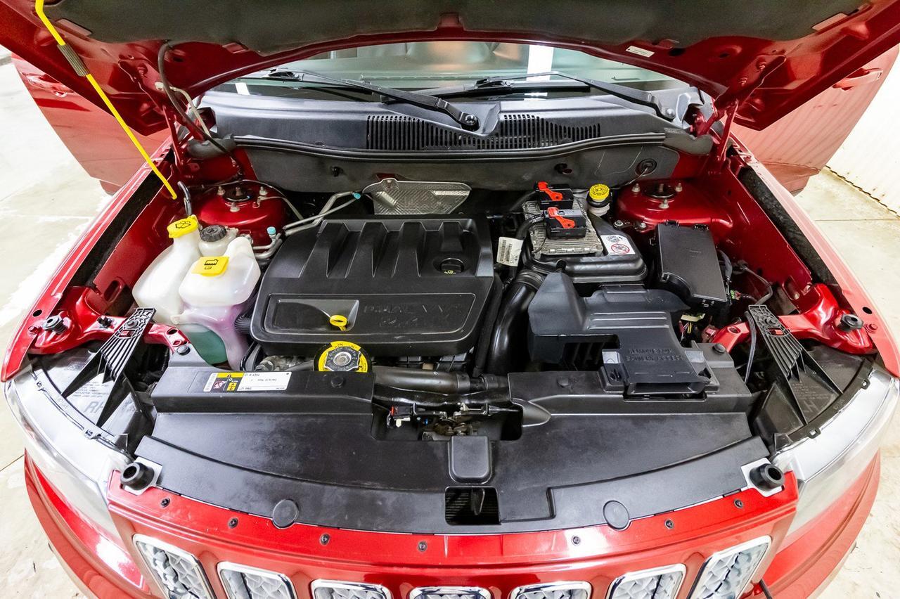 2015 Jeep Compass 4x4 Limited Leather Nav BCam Red Deer AB