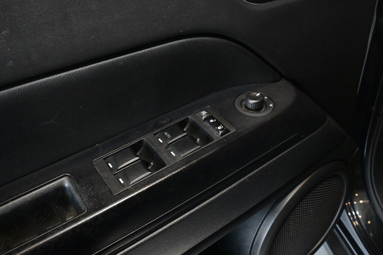 2015 Jeep Compass Altitude Edition, Power Value Pkg, Back-Up Camera, Bluetooth Springfield NJ