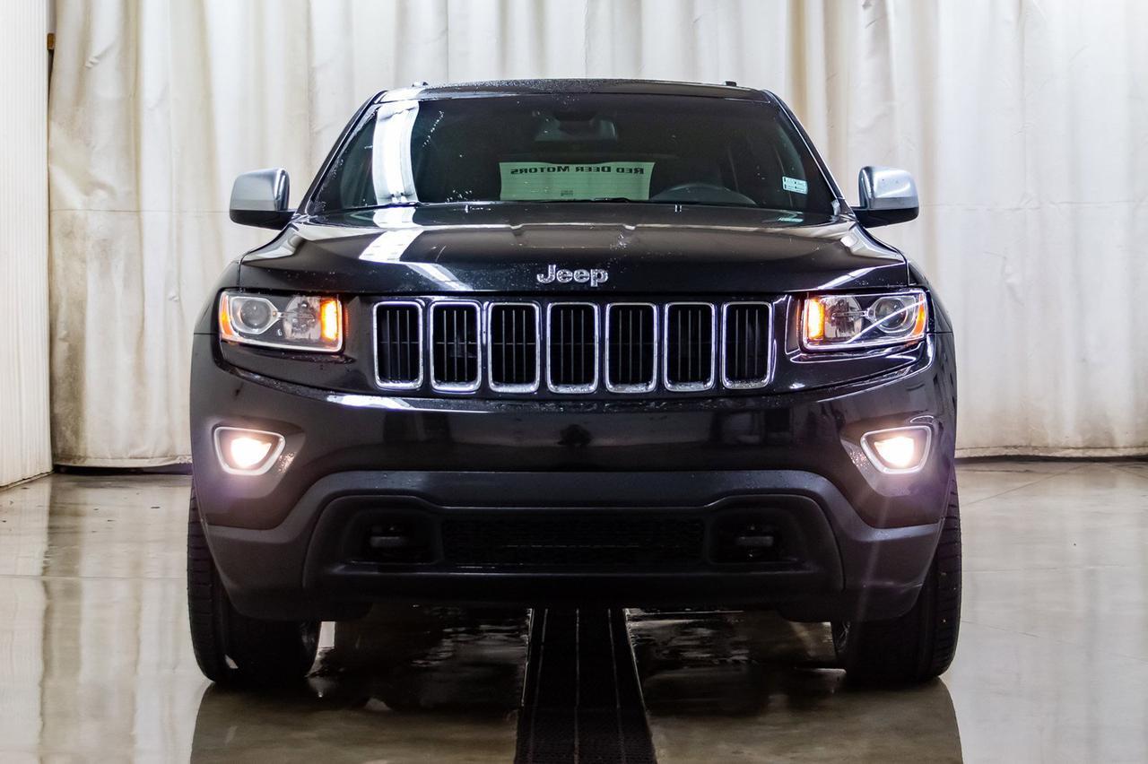 2015 Jeep Grand Cherokee 4x4 Laredo Nav Roof Red Deer AB