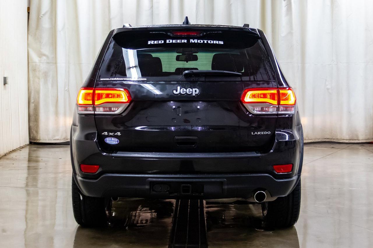 2015 Jeep Grand Cherokee 4x4 Laredo Nav Roof Red Deer AB