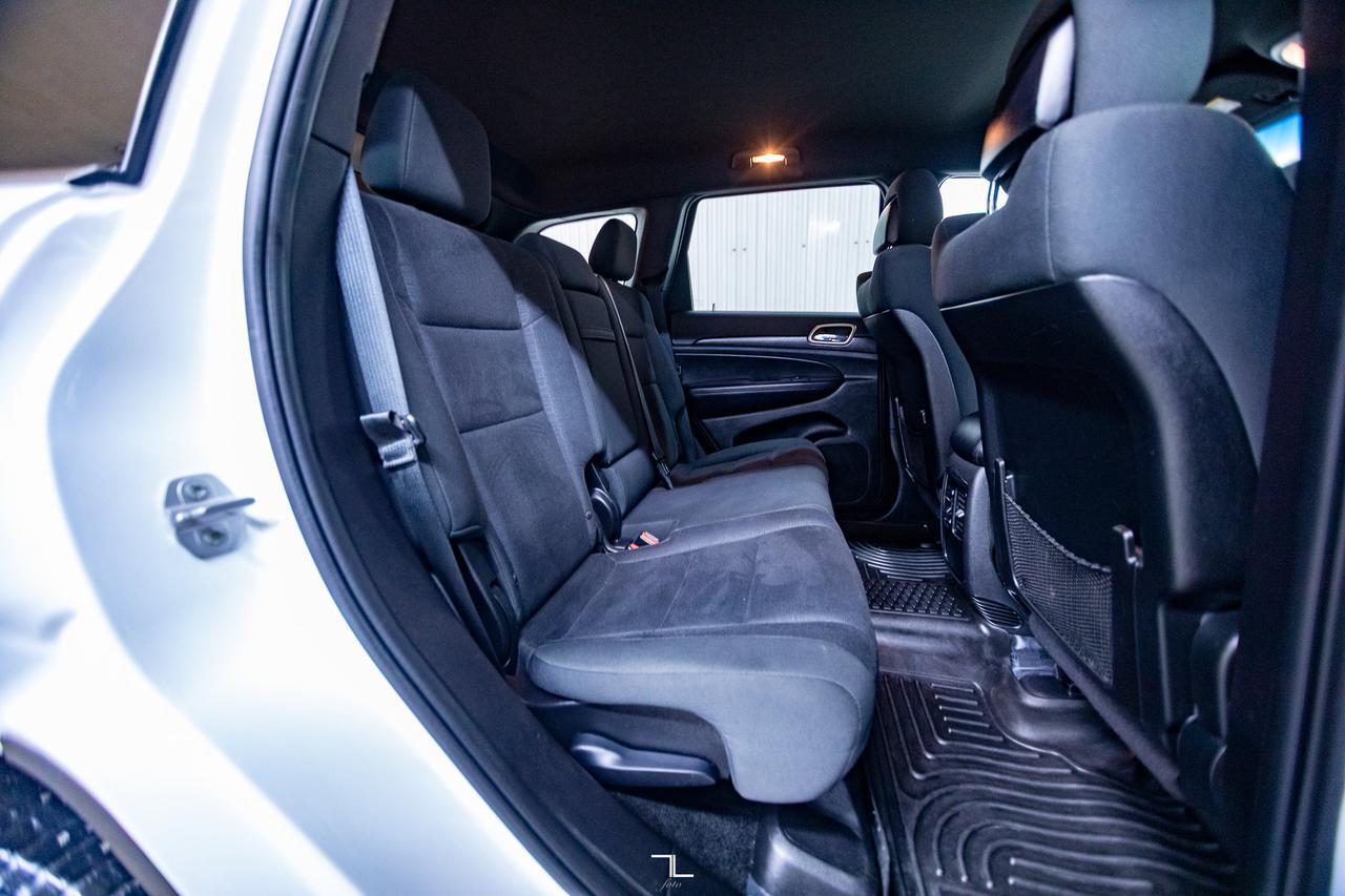 2015 Jeep Grand Cherokee 4x4 Laredo PSeat BCam Red Deer AB