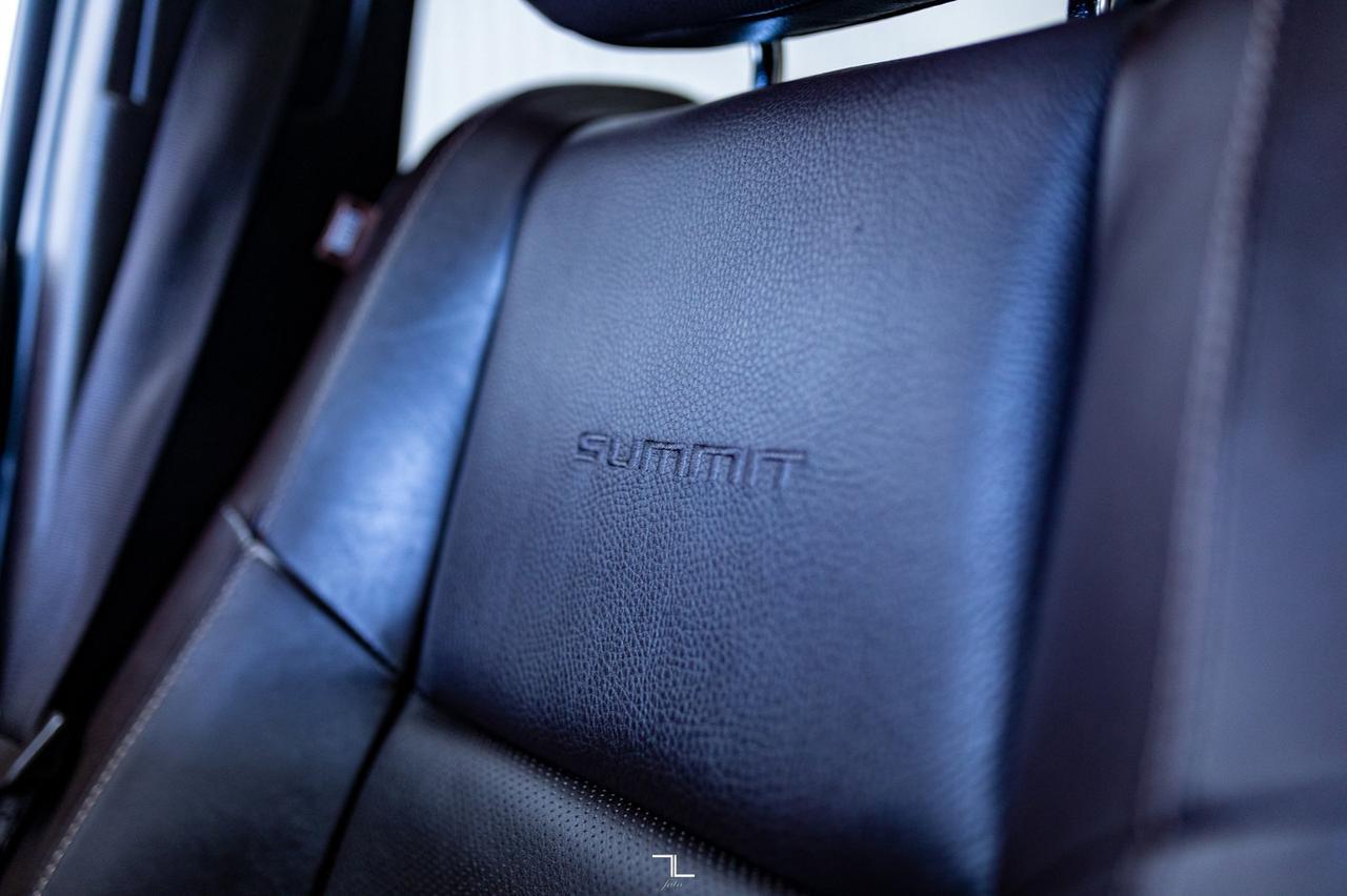 2015 Jeep Grand Cherokee 4x4 Summit Leather Roof Nav BCam Red Deer AB