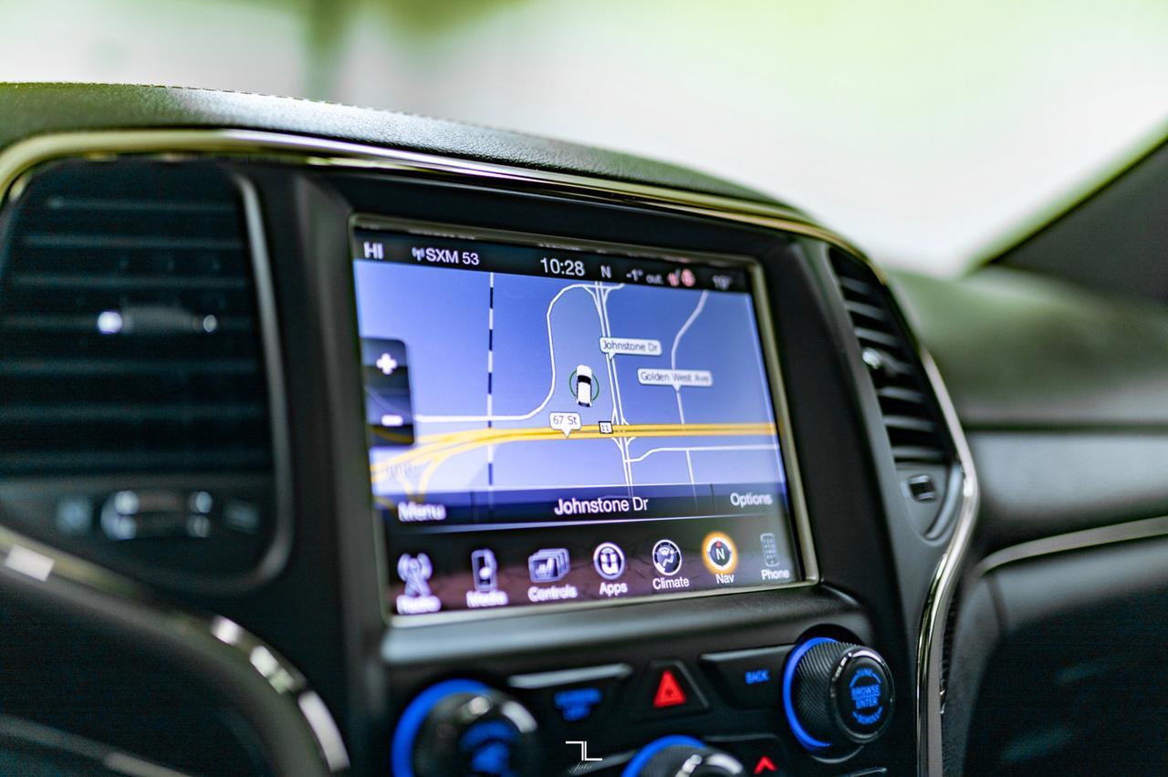 2015 Jeep Grand Cherokee 4x4 Summit Leather Roof Nav BCam Red Deer AB