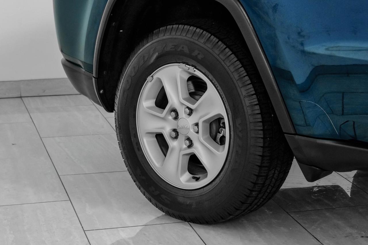 2015 Jeep Grand Cherokee LAREDO KEYLESS START BLUETOOTH CRUISE CONTROL ALLOY WHEELS Carrollton TX