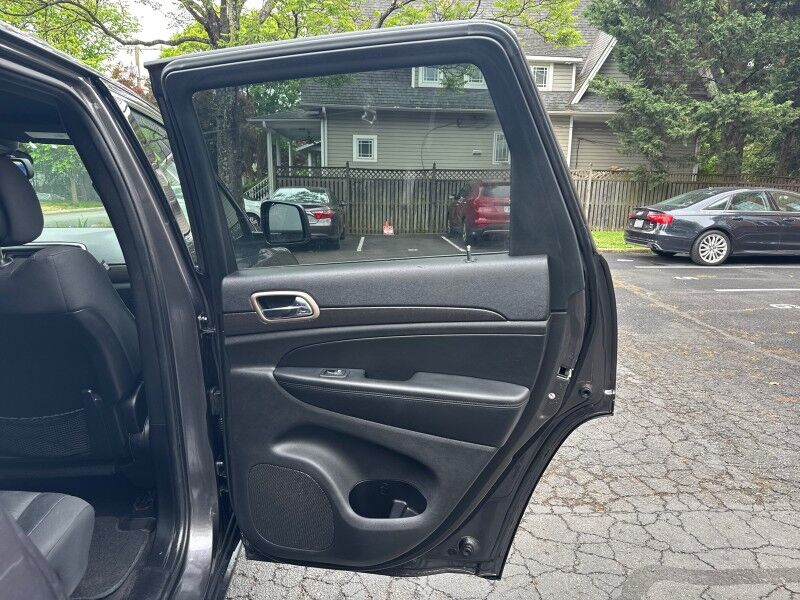 2015 Jeep Grand Cherokee Laredo 4WD Arlington VA