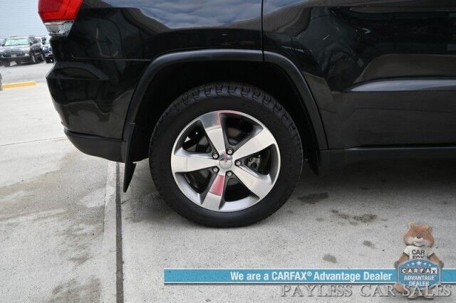 2015 Jeep Grand Cherokee Limited / 4X4 / Diesel / Auto Start / Heated & Cooled Leather Seats / Heated Steering Wheel / Navigation / Panoramic / Adaptive Cruise & Blind Spot / Bluetooth / Back Up Cam / Aluminum Wheel / Tow Pkg Anchorage AK
