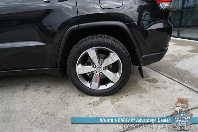 2015 Jeep Grand Cherokee Limited / 4X4 / Diesel / Auto Start / Heated & Cooled Leather Seats / Heated Steering Wheel / Navigation / Panoramic / Adaptive Cruise & Blind Spot / Bluetooth / Back Up Cam / Aluminum Wheel / Tow Pkg Anchorage AK