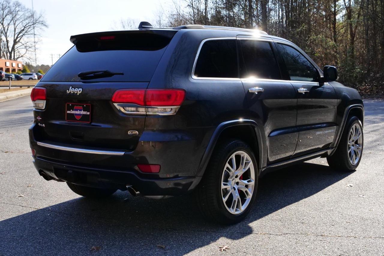 2015 Jeep Grand Cherokee Overland 4WD / 5.7L V8 / Cooled Seats / PANO Sunroof! Lincolnton NC