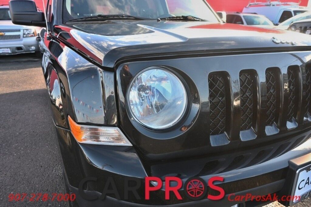 2015 Jeep Patriot Sport - 2.0L 4 Cyl - 5 Speed Manual - Premium Cloth Seats - Cruise Control - Fog Lights - Aftermarket Kenwood Stereo - Aftermarket Back Up Camera - Low Miles - 30 MPG Anchorage AK