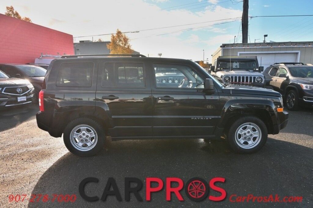 2015 Jeep Patriot Sport - 2.0L 4-Cyl - 5 Speed Manual - Premium Cloth Seats - Cruise Control - Fog Lights - Low Miles Anchorage AK