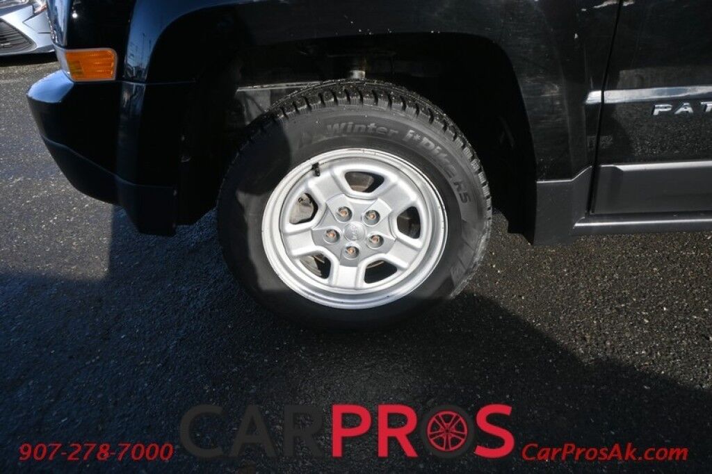 2015 Jeep Patriot Sport - 2.0L 4-Cyl - 5 Speed Manual - Premium Cloth Seats - Cruise Control - Fog Lights - Low Miles Anchorage AK