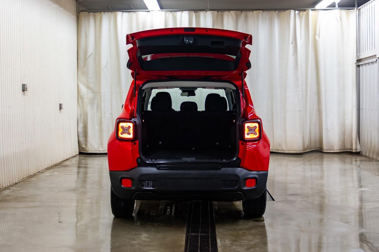 2015 Jeep Renegade 4x4 North BCam Red Deer AB