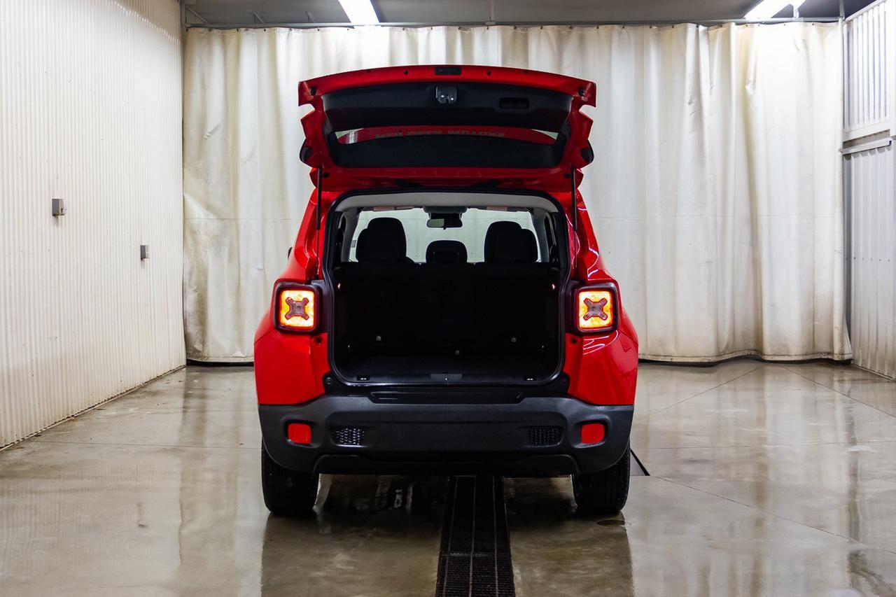 2015 Jeep Renegade 4x4 North BCam Red Deer AB