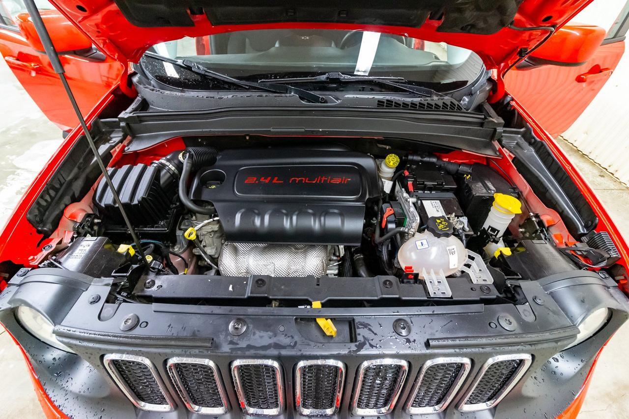 2015 Jeep Renegade 4x4 North BCam Red Deer AB