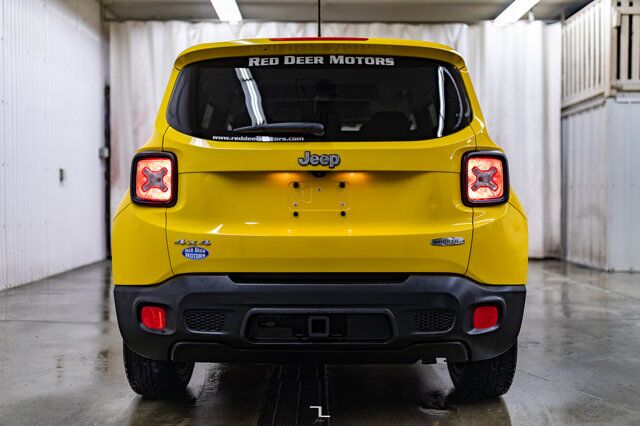 2015 Jeep Renegade 4x4 North Nav Roof BCam Red Deer AB