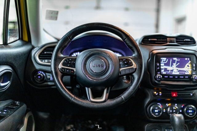 2015 Jeep Renegade 4x4 North Nav Roof BCam Red Deer AB