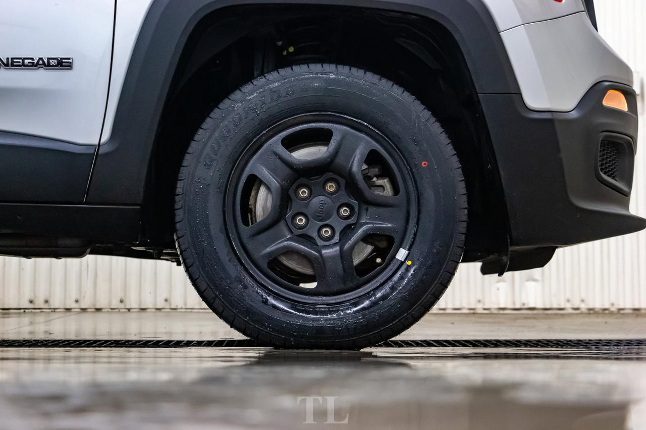 2015 Jeep Renegade 4x4 Sport BCam Red Deer AB