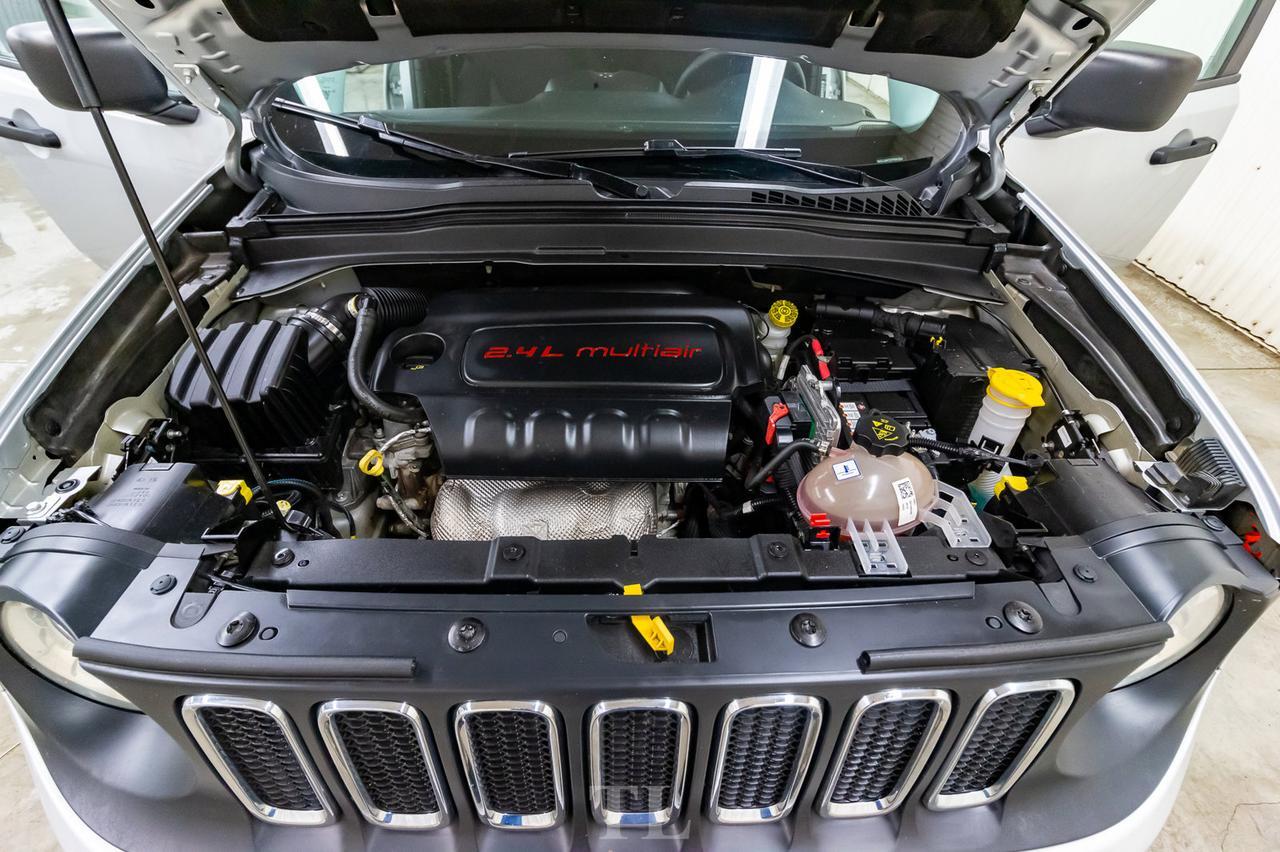 2015 Jeep Renegade 4x4 Sport BCam Red Deer AB