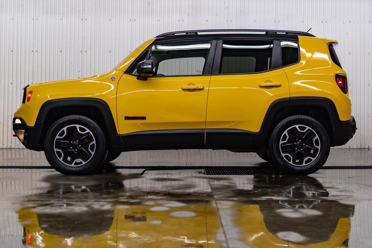 2015 Jeep Renegade 4x4 Trailhawk Leather BCam Red Deer AB