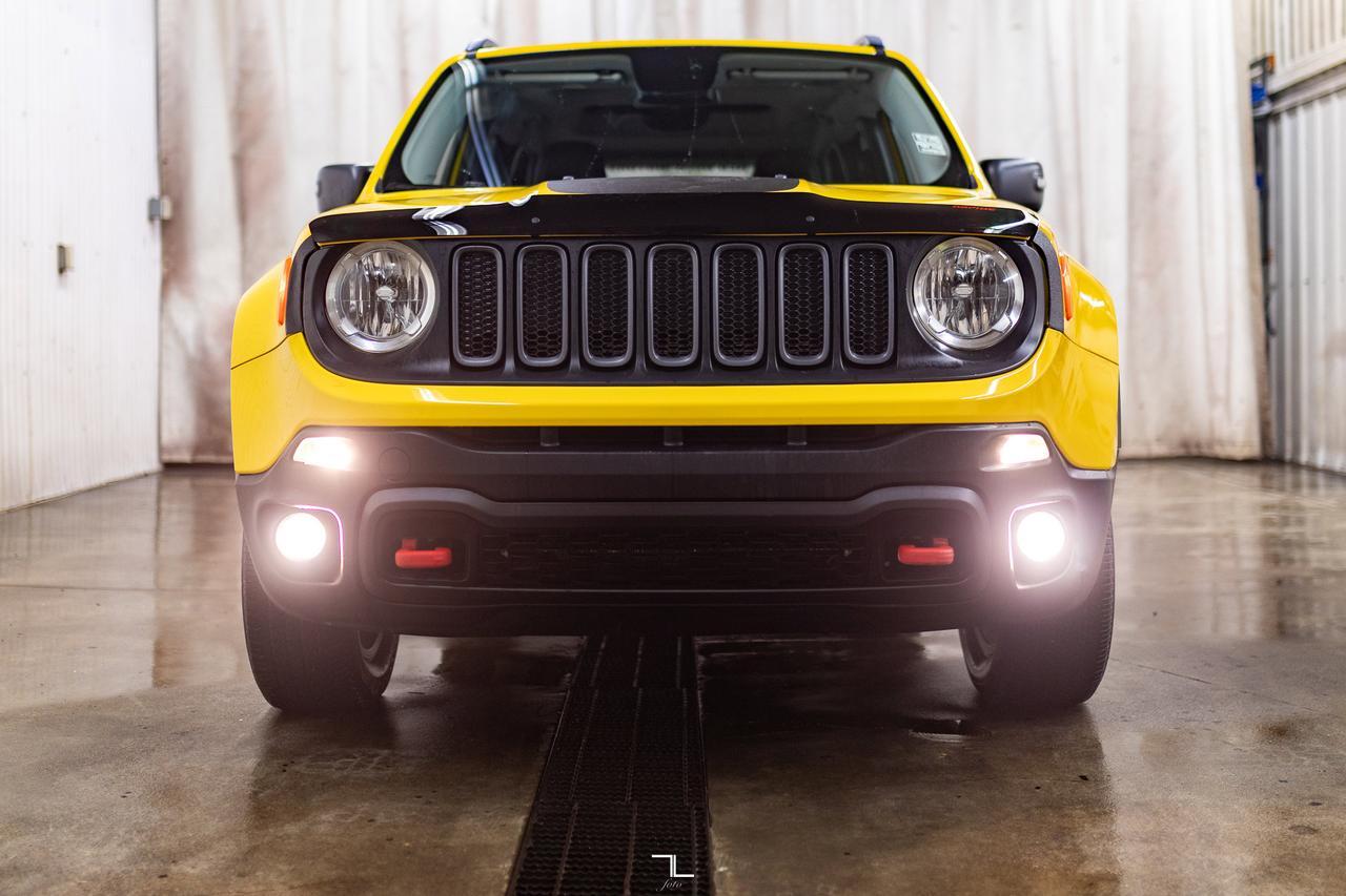 2015 Jeep Renegade 4x4 Trailhawk Leather BCam Red Deer AB