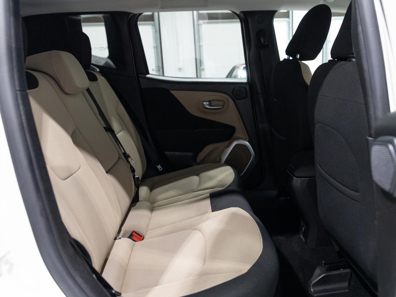 2015 Jeep Renegade Latitude 4WD Cranberry PA