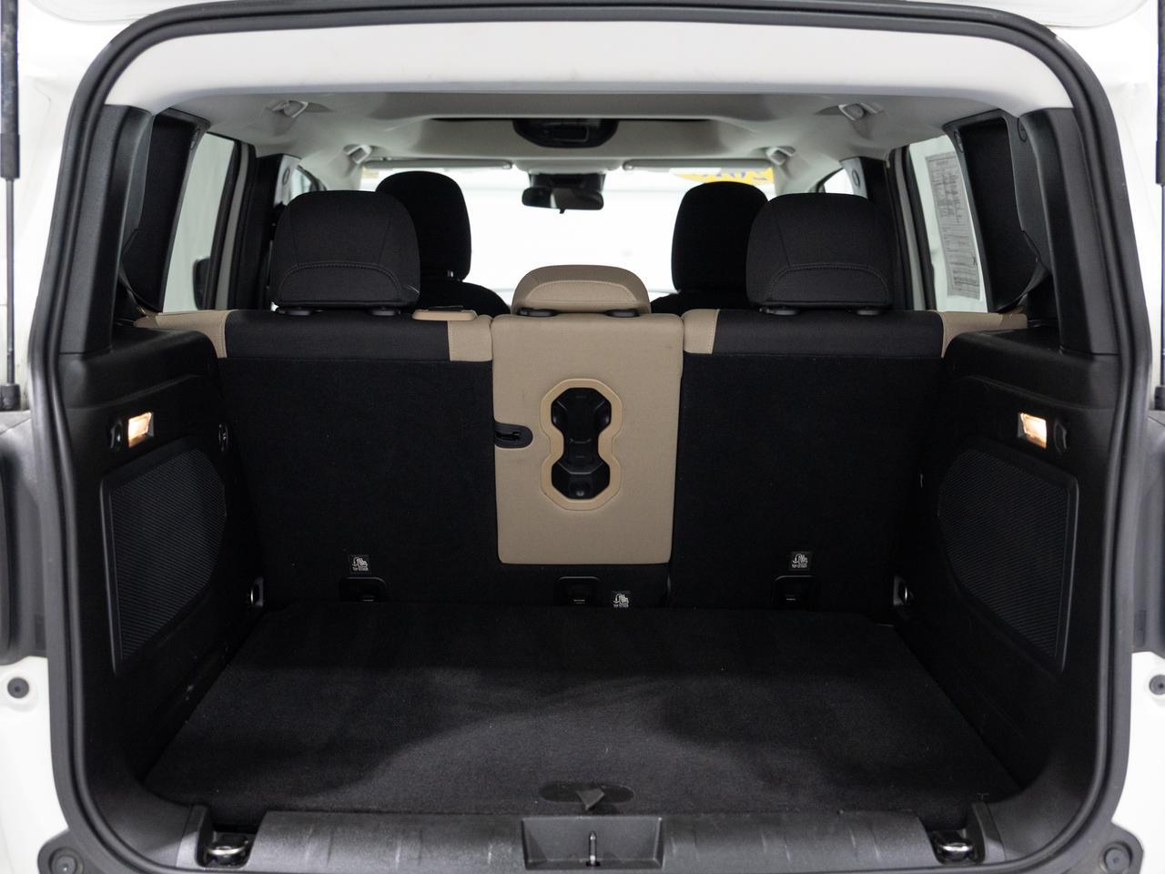2015 Jeep Renegade Latitude 4WD Cranberry PA