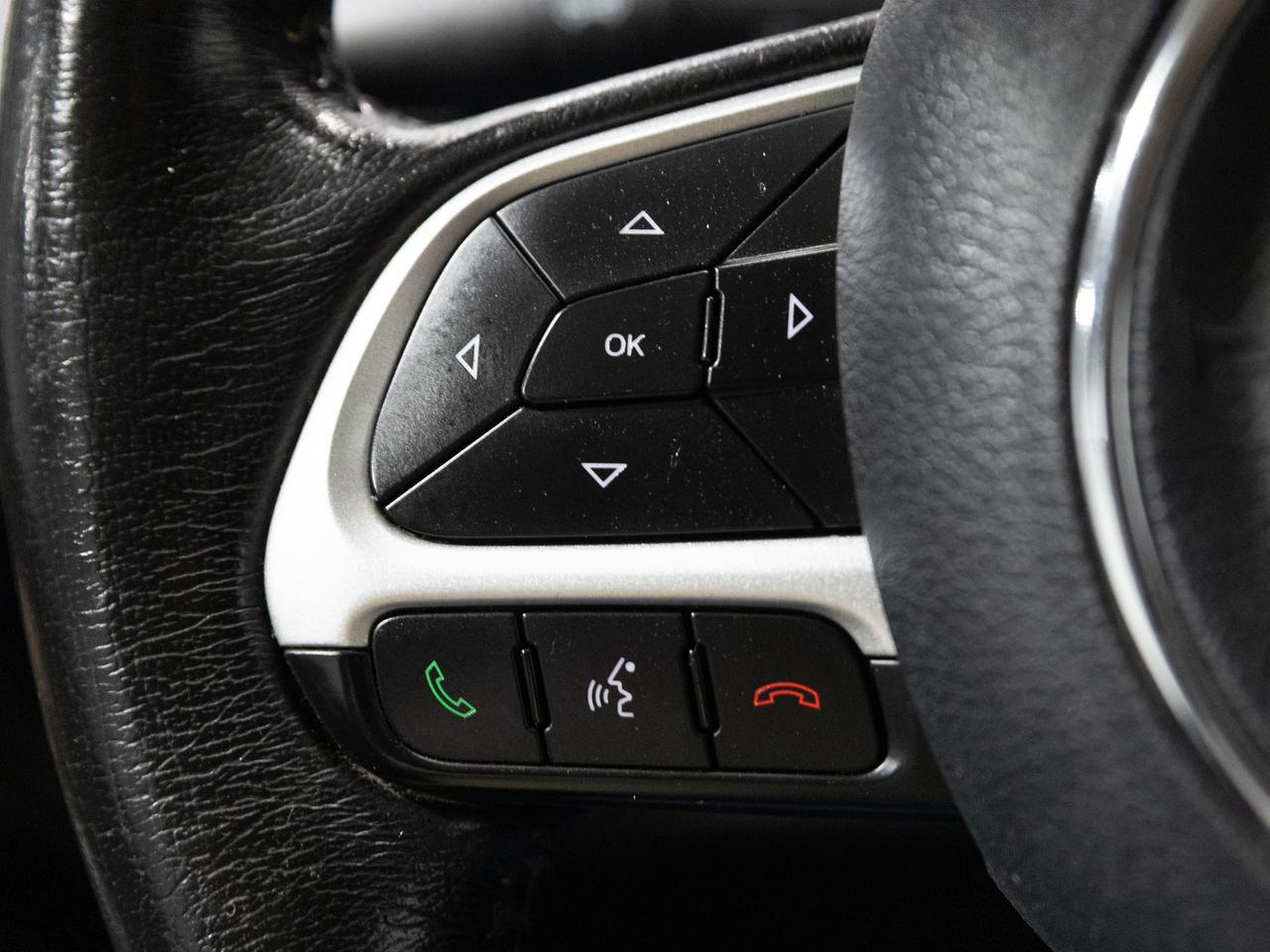 2015 Jeep Renegade Latitude 4WD Cranberry PA