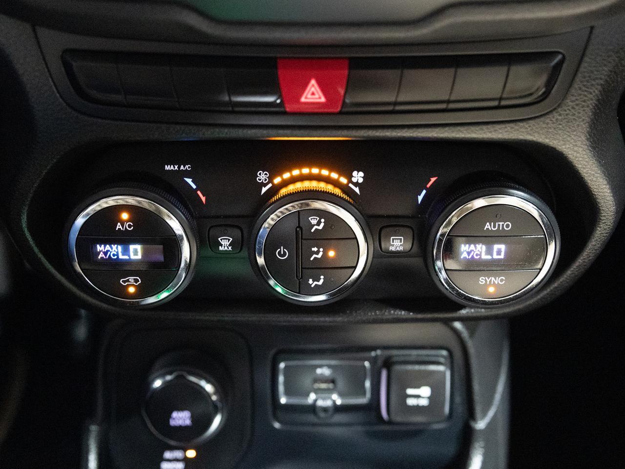 2015 Jeep Renegade Latitude 4WD Cranberry PA