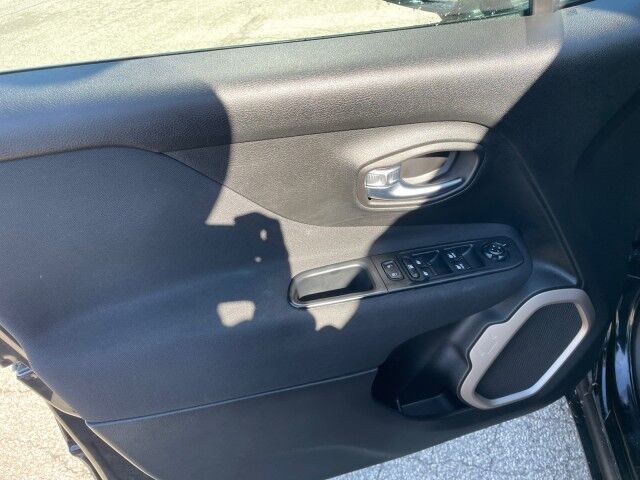 2015 Jeep Renegade Latitude Cleveland OH