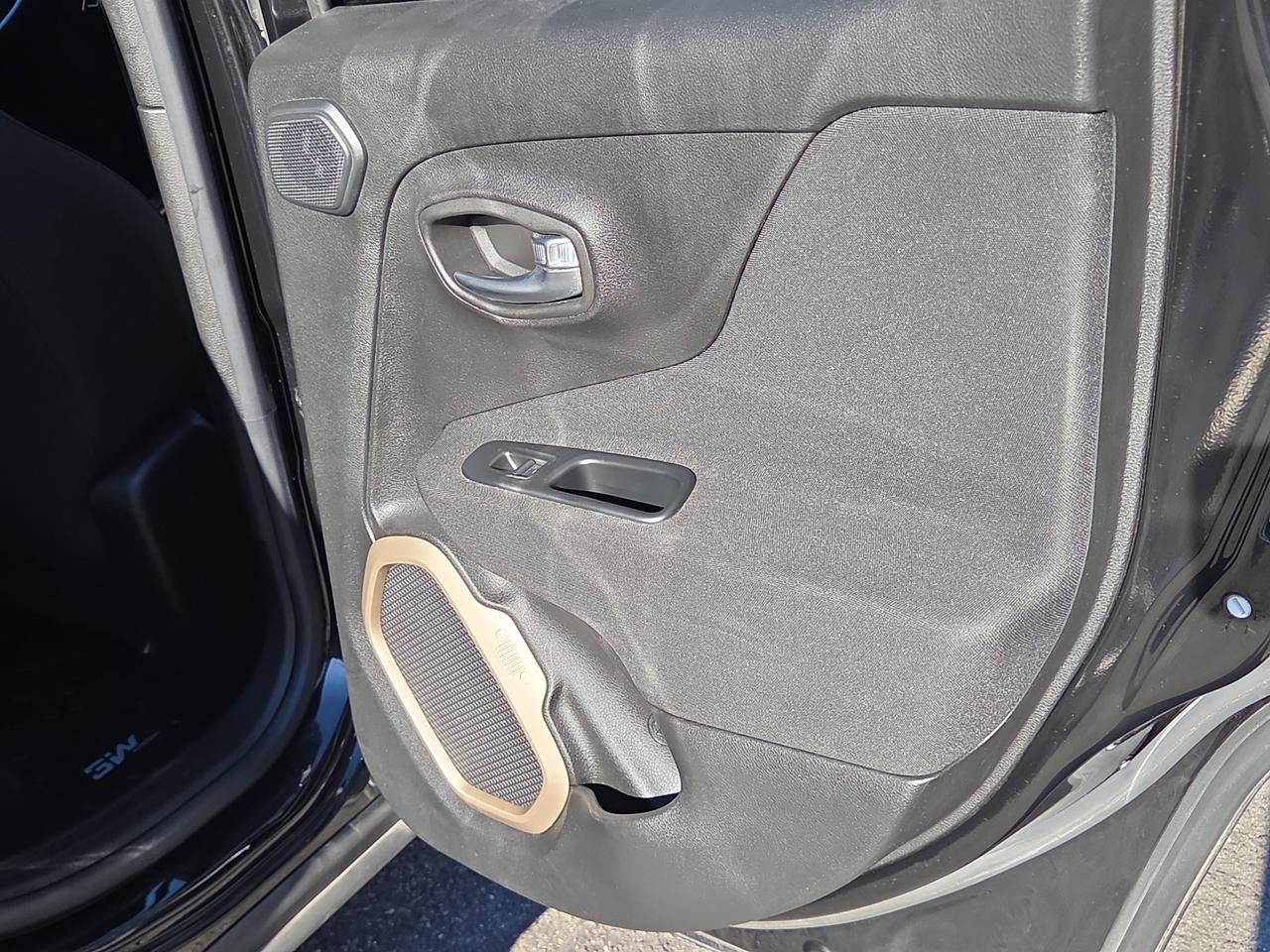 2015 Jeep Renegade Latitude Hamburg PA