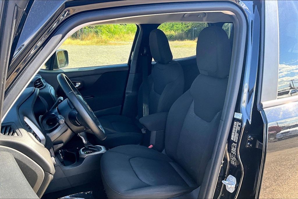 2015 Jeep Renegade Latitude OR