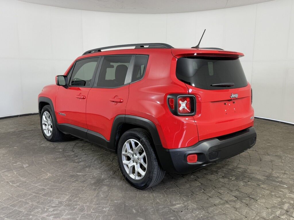 2015 Jeep Renegade Latitude w/Navigation/MySky Roof Maumee OH