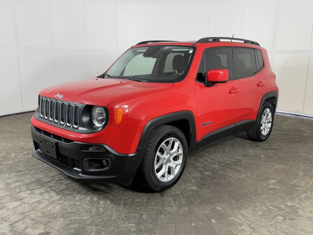 2015 Jeep Renegade Latitude w/Navigation/MySky Roof Maumee OH