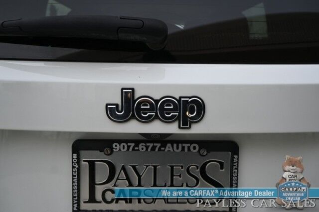 2015 Jeep Renegade Limited / 4X4 / Auto Start / Power & Heated Leather Seats / Heated Steering Wheel / Blind Spot Alert / Bluetooth / USB Input / Back Up Camera / Cruise Control / Keyless Entry & Start / 29 MPG / 1-Owner Anchorage AK